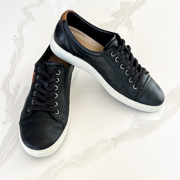Ecco Shoes - Ecco Soft 7 Black and White Leather Sneakers Womens Sz US 9 / 9.5 EU 40